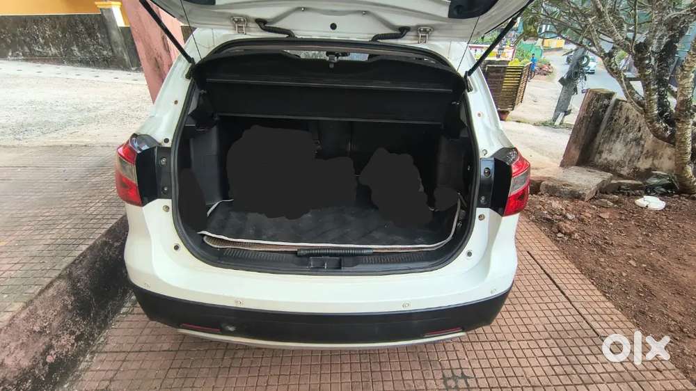 Maruti Suzuki S Cross 2018 Diesel Well Maintained, Smart Hybrid Engine