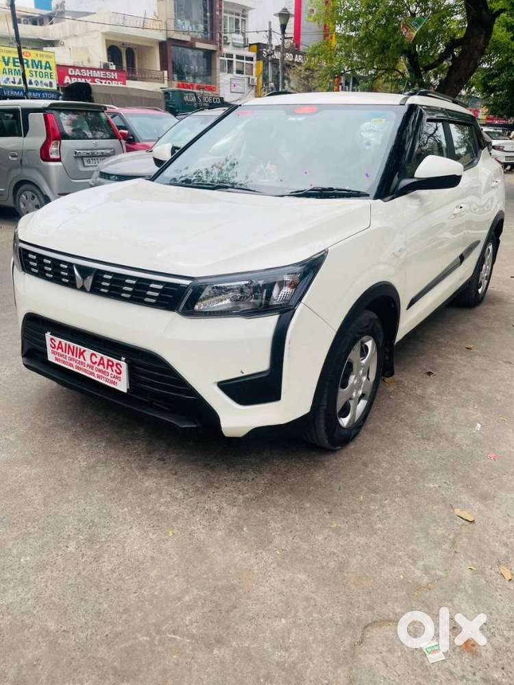 Mahindra Xuv300 W6, 2022, Petrol