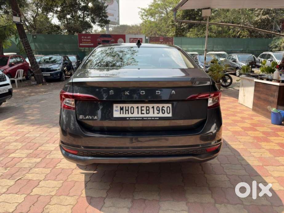 Skoda Slavia 1.0 Ambition Tsi At, 2022, Petrol