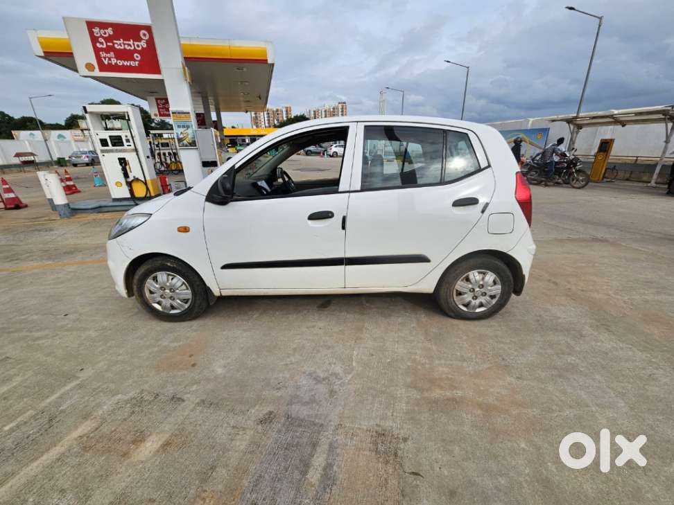 Hyundai I10 Magna O, 2016, Petrol