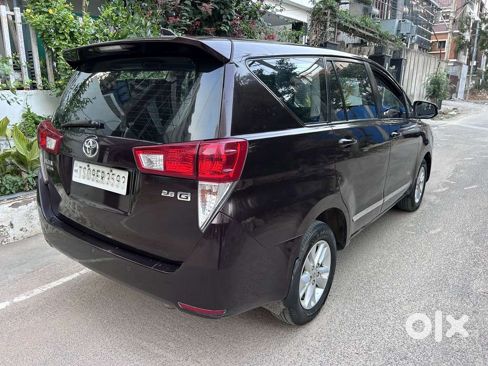 Toyota Innova Crysta 2.8 Gx At, 2016, Diesel