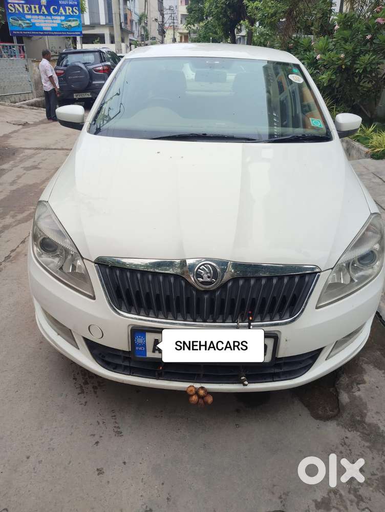Skoda Rapid 1.5 Tdi Cr Elegance Plus, 2014, Diesel