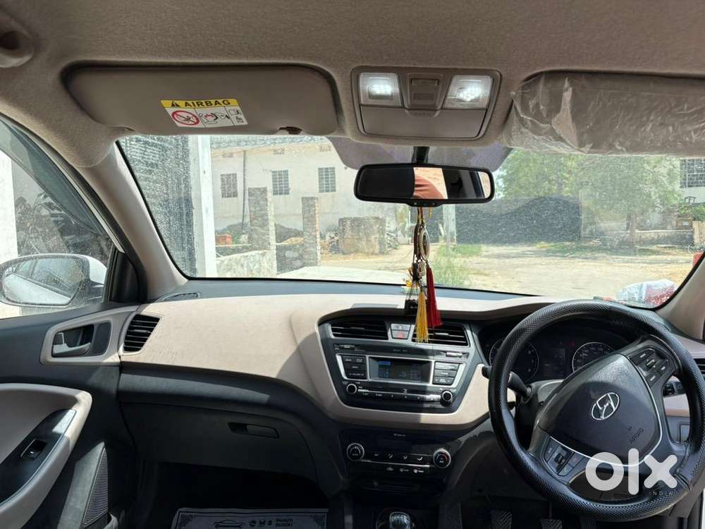 Hyundai Petrol 2017 Car
