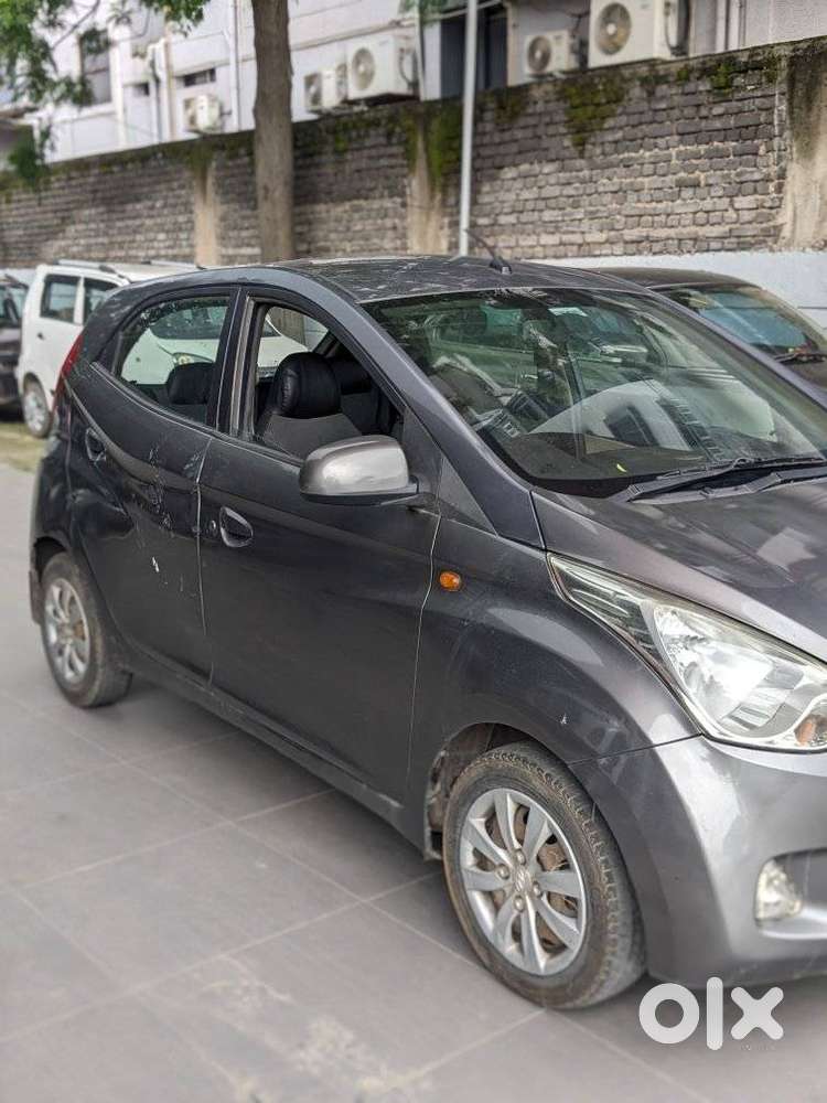 Hyundai Eon Sportz, 2013, Petrol