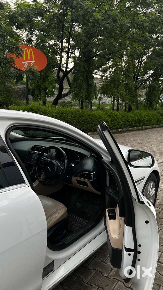 Jaguar Xe Diesel Prestige 2018