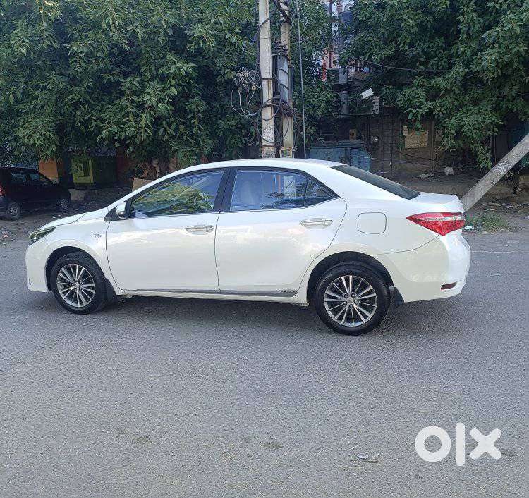 Toyota Corolla Altis Vl, 2014, Petrol