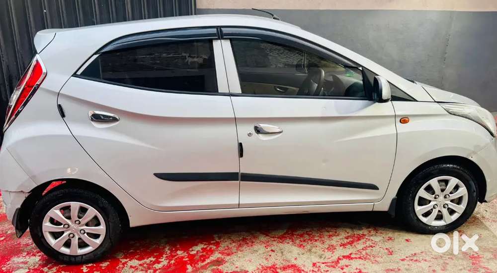 Hyundai Eon 2013 Petrol Well Maintained