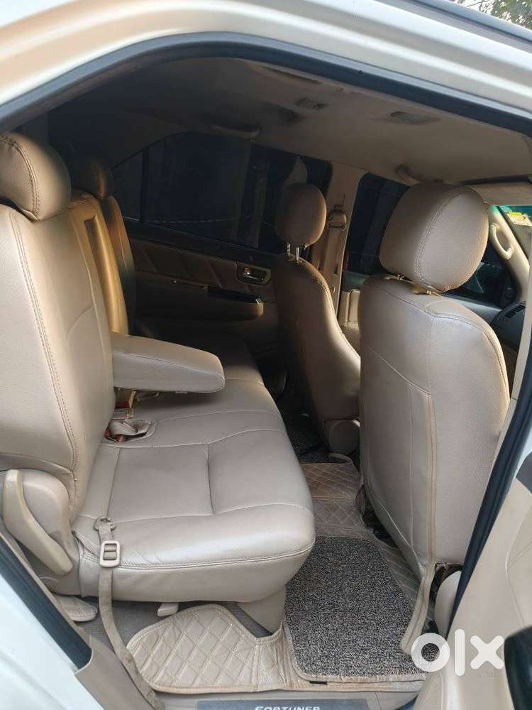 Toyota Fortuner 2011-2016 4x2 Manual, 2012, Diesel