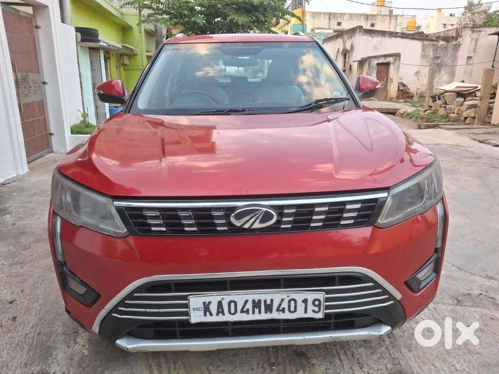 Showroom Condition Sunroof Xuv300