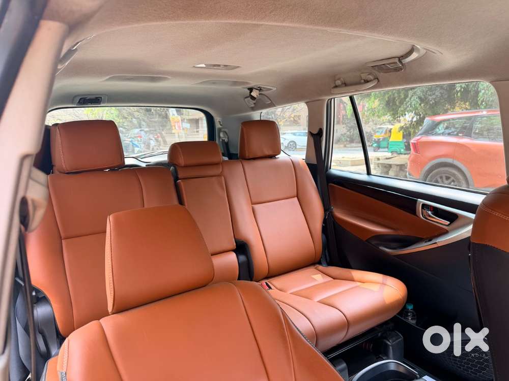 Toyota Innova Crysta 2018 Diesel Well Maintained