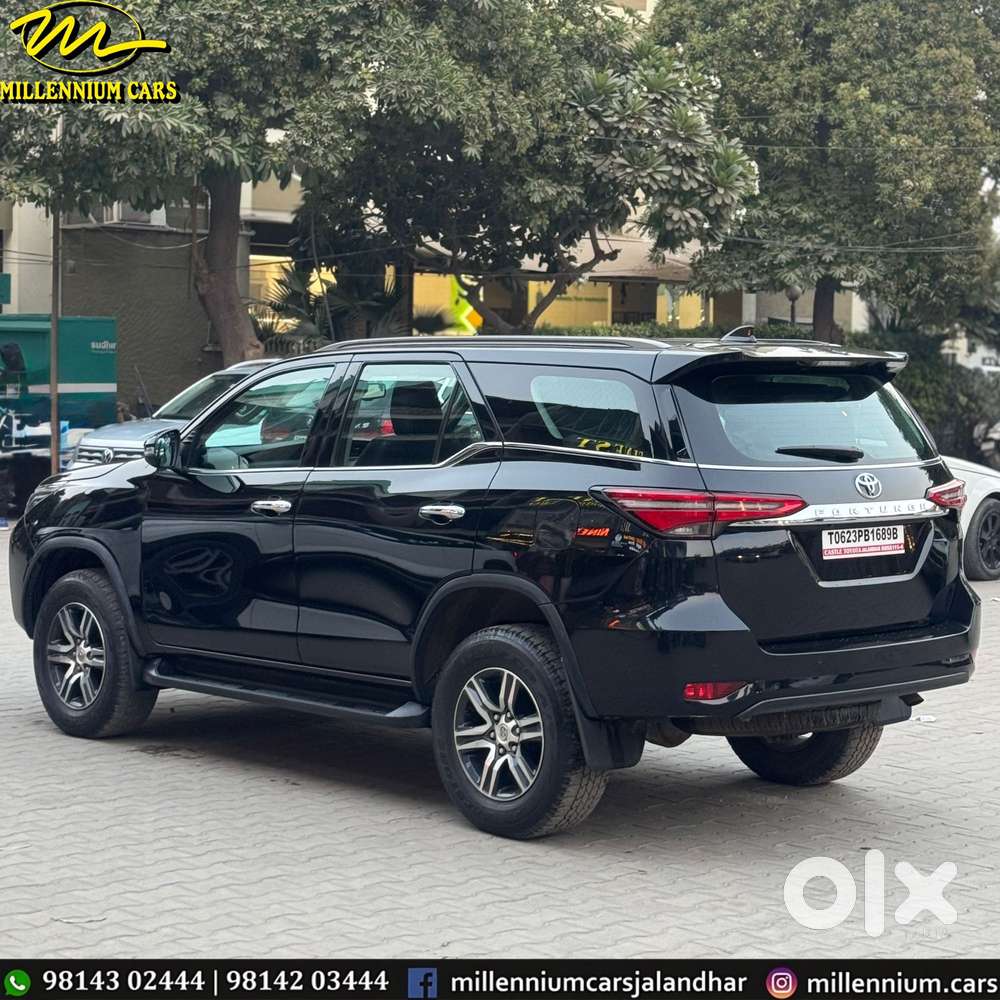 Toyota Fortuner [2021-ongoing] 2.8 2wd Diesel Mt, 2023, Diesel