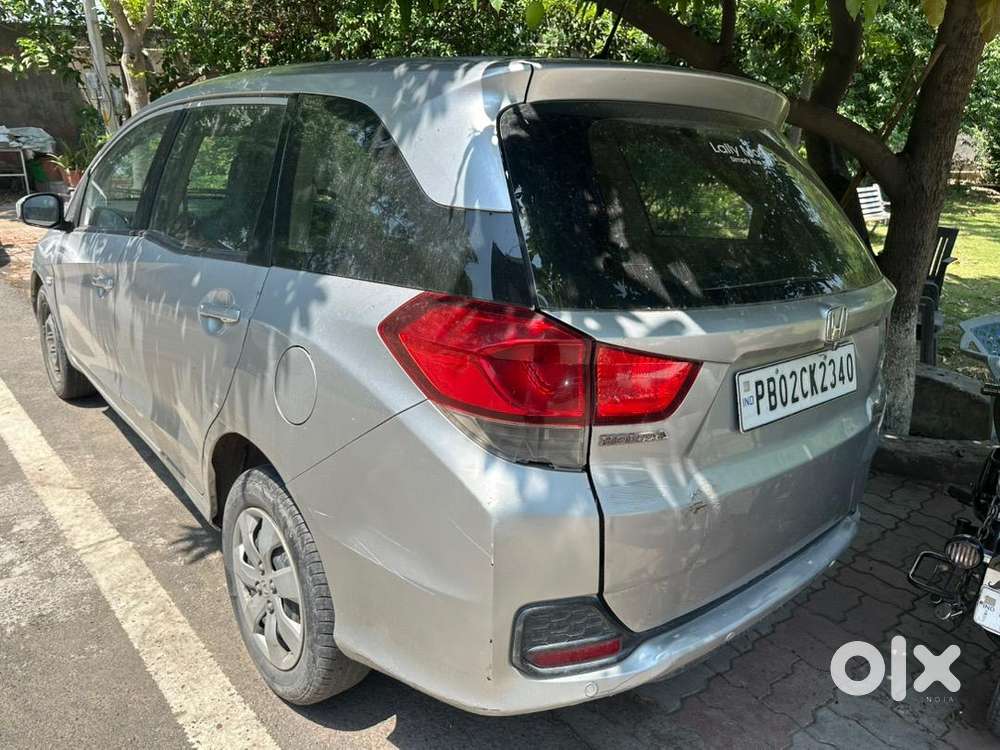 Honda Mobilio 2014