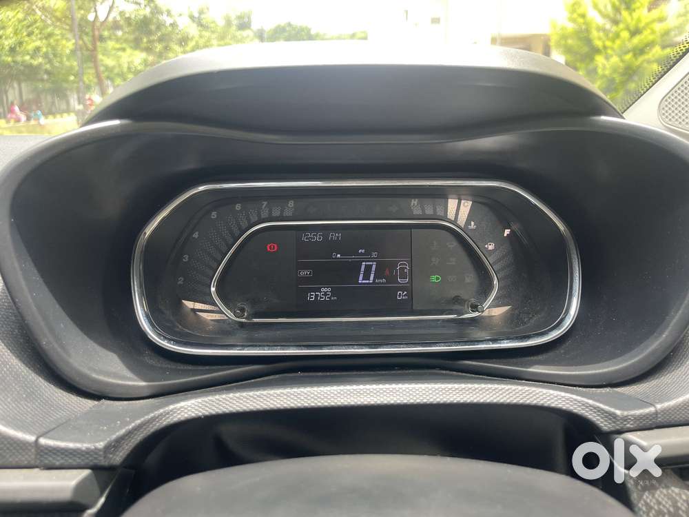 Tata Nexon Smart Plus1.2 Revotron Petrol 5 Mt, 2023, Petrol