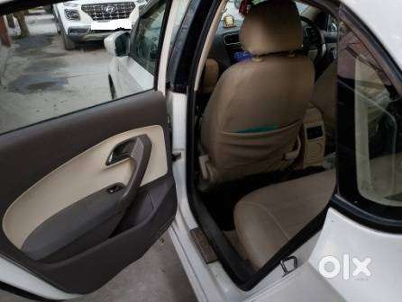 Volkswagen Vento 2010 Highline Petrol Very Well Maintained