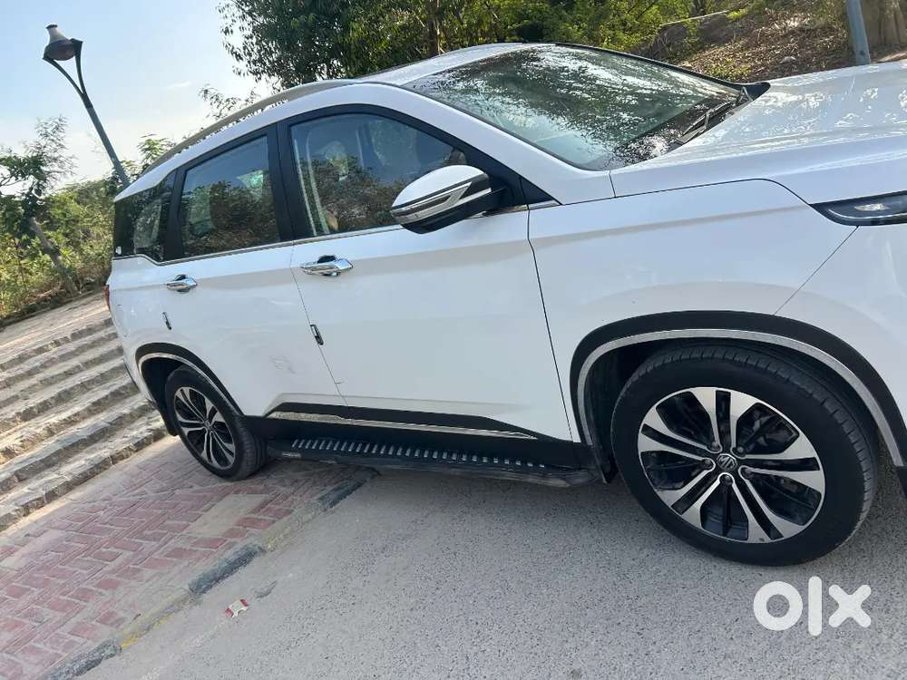 Mg Hector Plus Sharp Diesel Mt Turbo 7 Seater