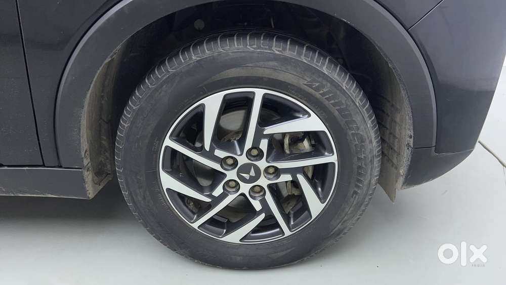 Mahindra Xuv300 W8 Option Diesel, 2023, Diesel