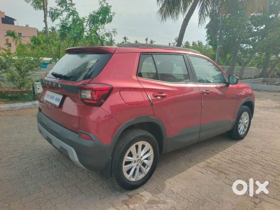 Skoda Kylaq Signature At, 2026, Petrol
