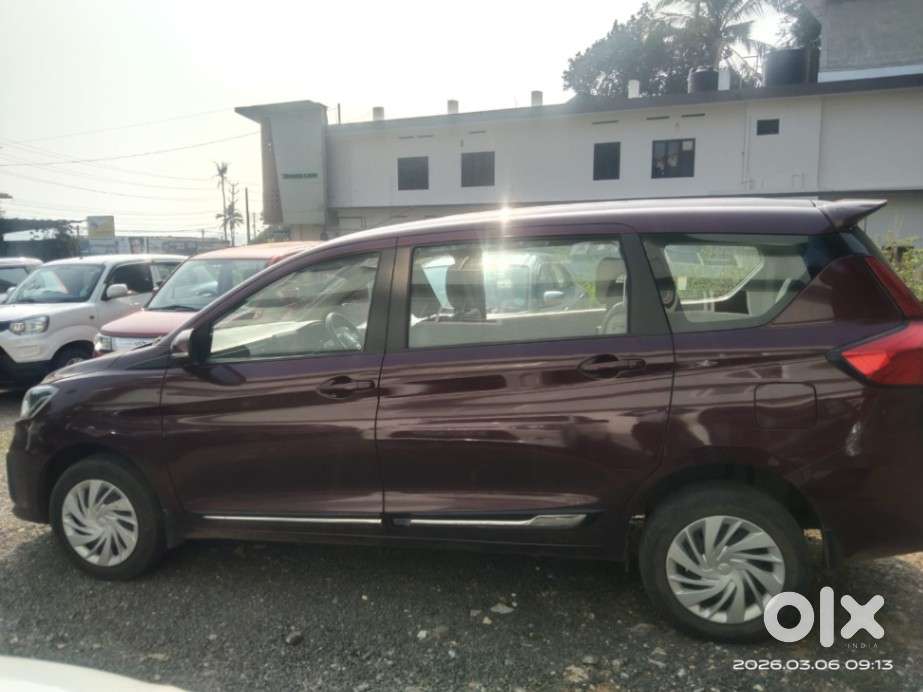 Maruti Suzuki Ertiga 2022-2023  Vxi, 2022, Petrol