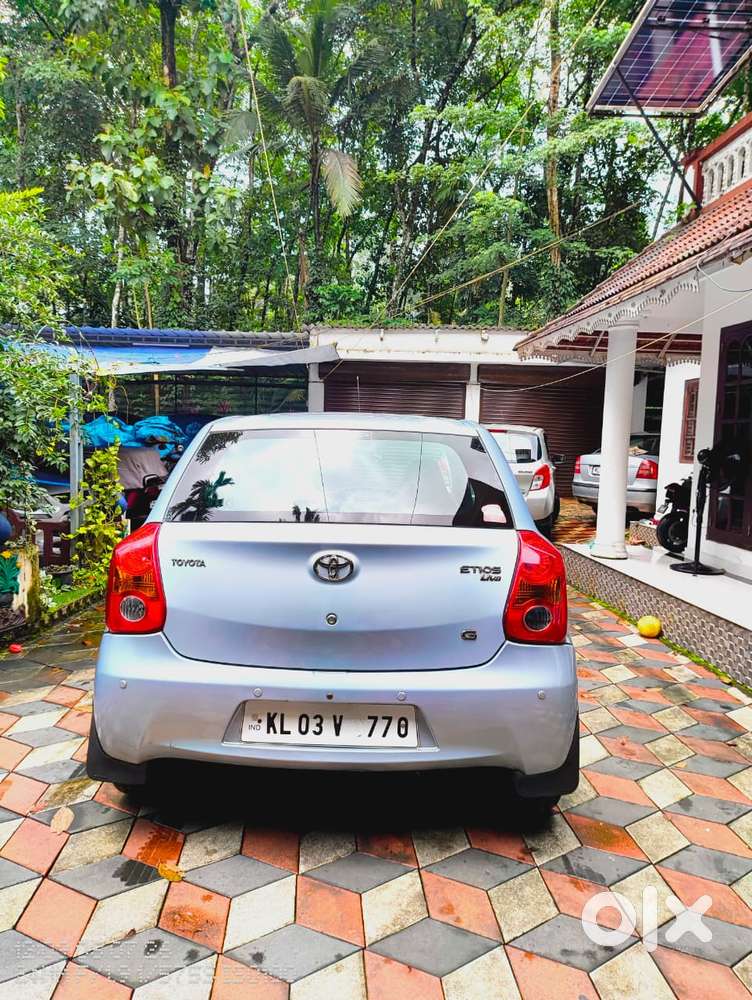 Toyota Etios Liva G, 2011, Petrol