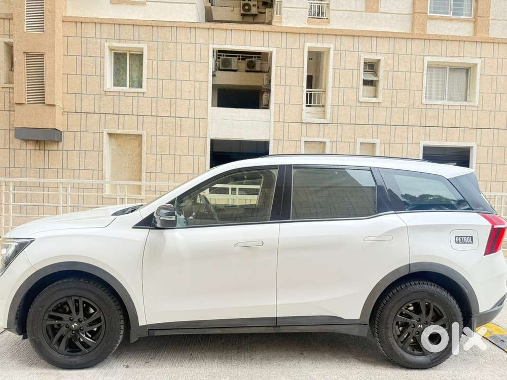 Mahindra Xuv700 2022 Petrol
