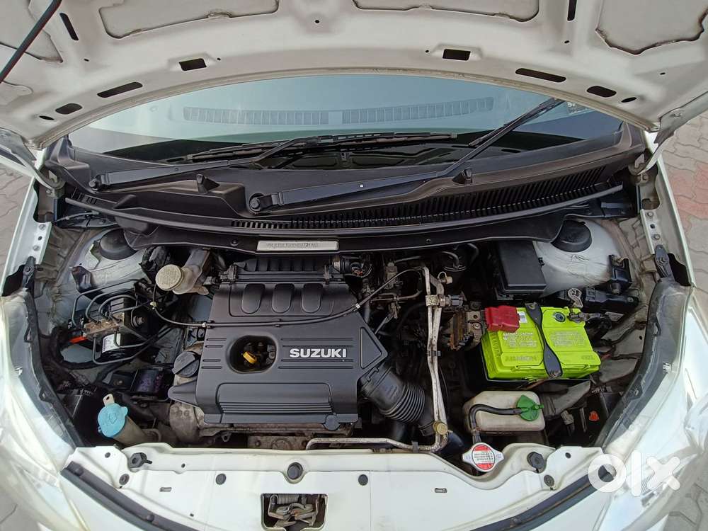 Maruti Suzuki A-star Vxi (abs), Automatic, 2011, Petrol