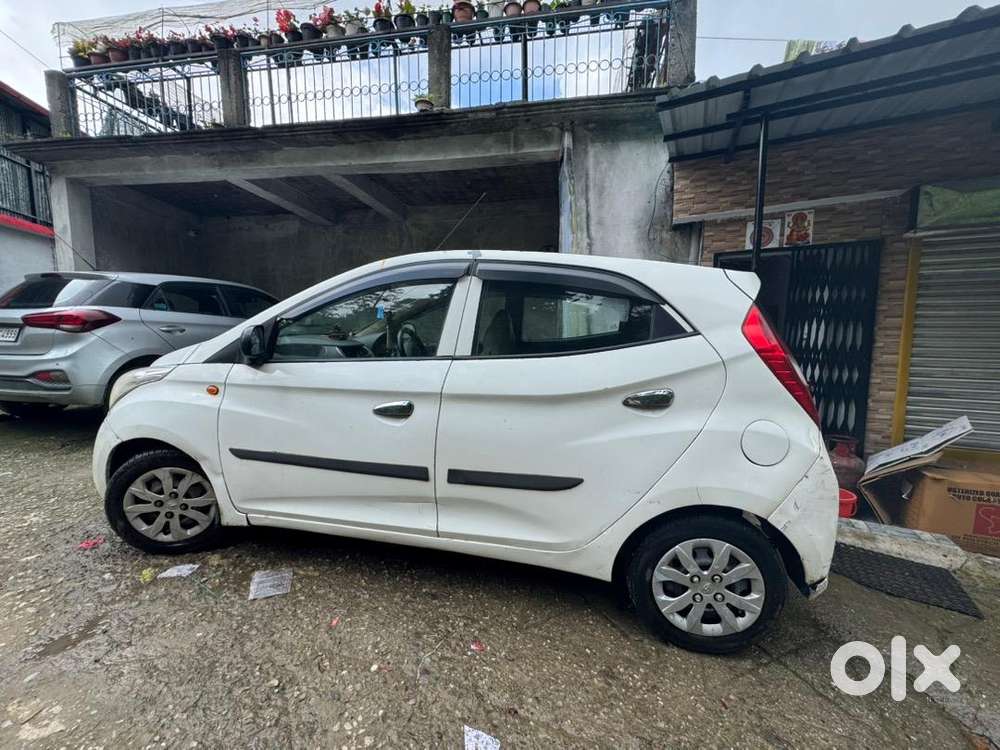 Hyundai Car 2017 Petrol Manual Second Owner