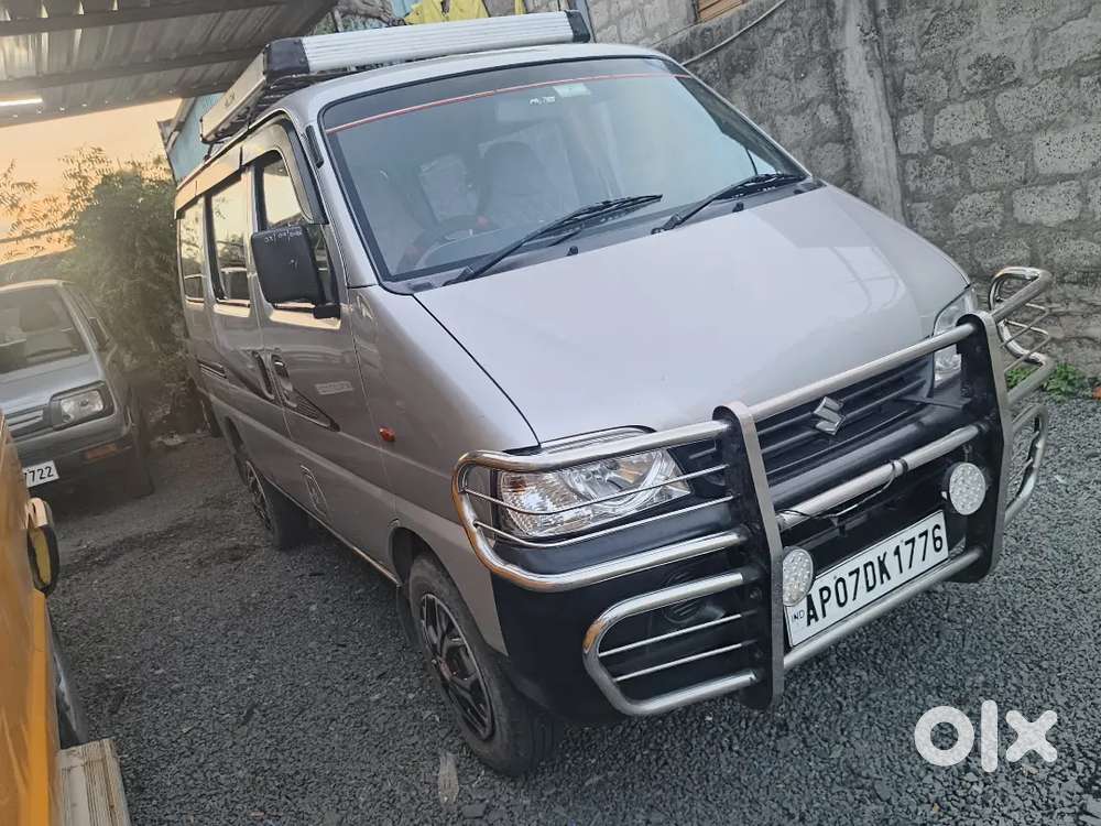 Maruti Suzuki Eeco .2017.modl.5setr.ac
