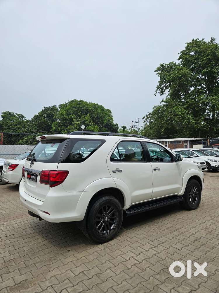 Toyota Fortuner 3.0 4x2 Automatic, 2014, Diesel