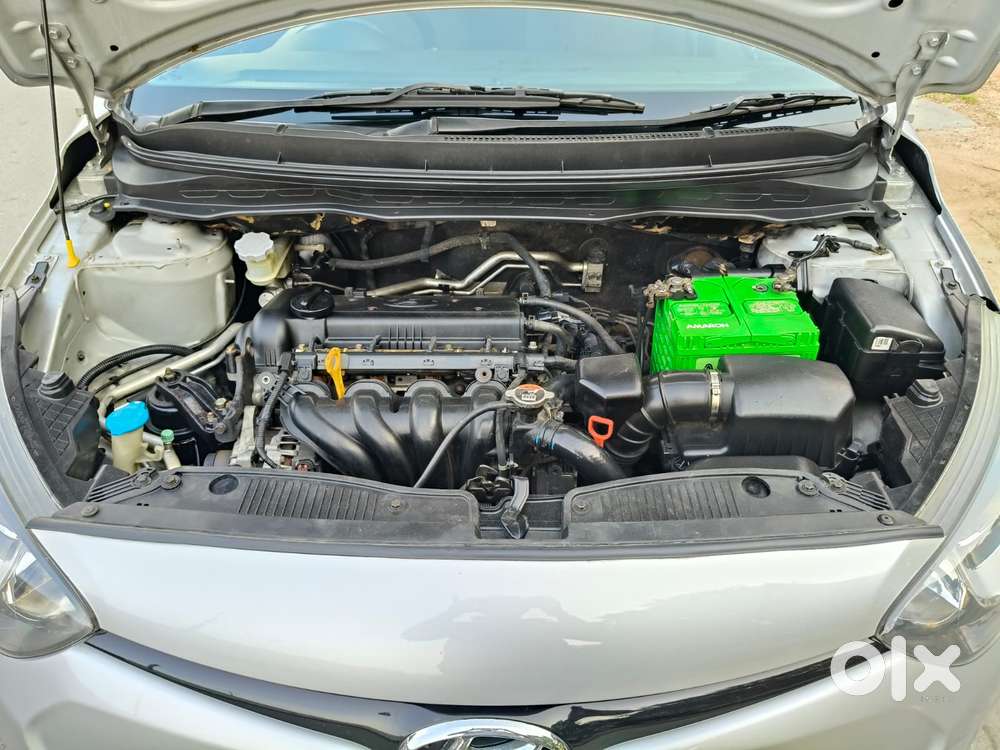 Hyundai I20 Sportz 1.4 At Vtvt, 2014, Petrol