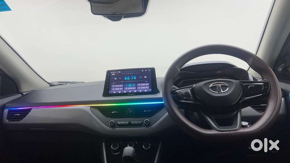 Tata Nexon 1.2 Revotron Xma Amt (s), 2023, Petrol