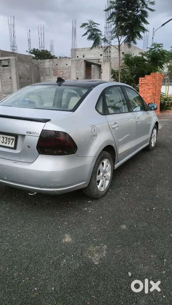 Volkswagen Vento 2011 Alloy Plus