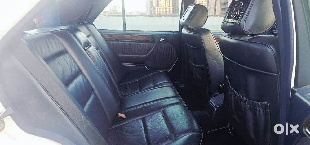 Mercedes-benz E-class 1993-2009 220 Petrol, 1996, Petrol