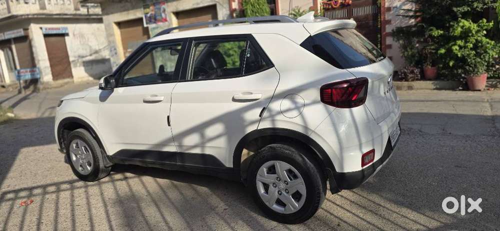 Hyundai Venue 1.2 S Plus, 2021, Petrol