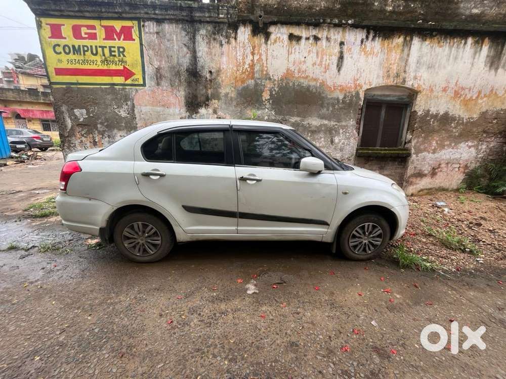 Maruti Suzuki Swift Dzire 2010 Petrol Well Maintained
