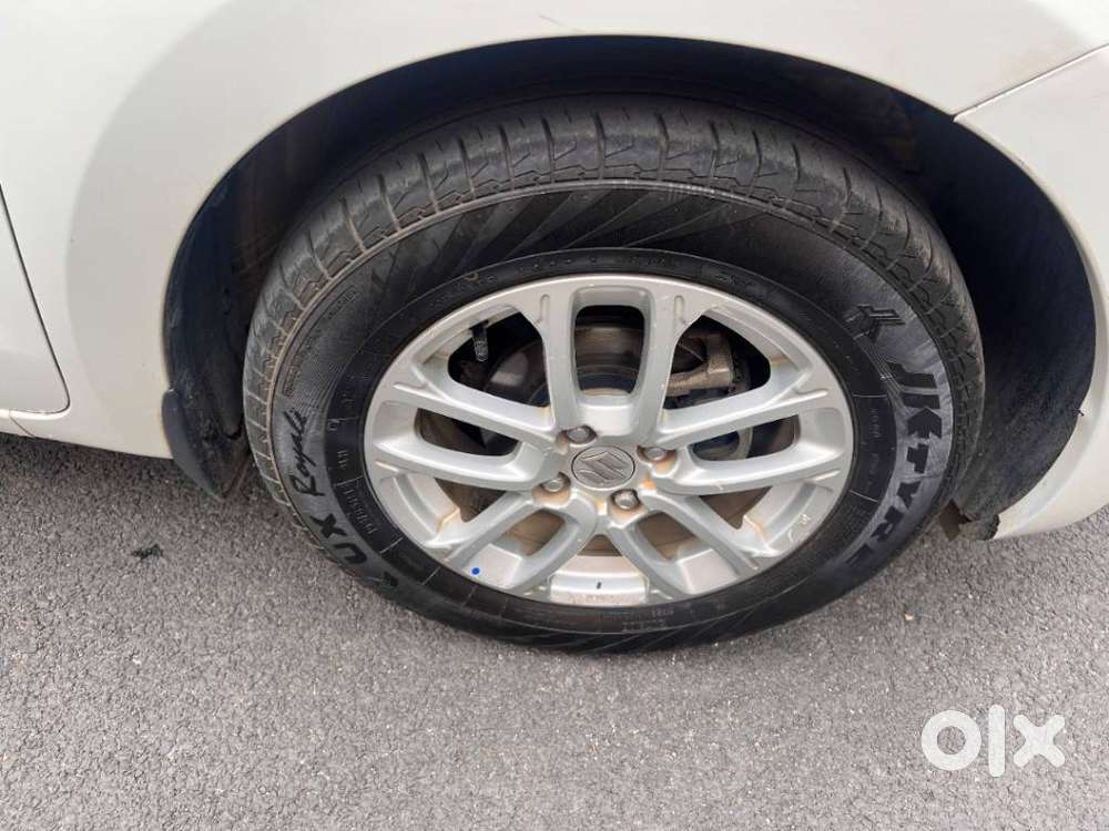 Maruti Suzuki Swift 2018 Amt Zxi, 2020, Petrol