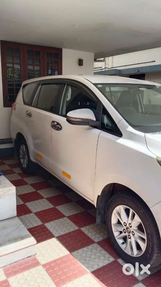 Toyota Innova Crysta 2017
