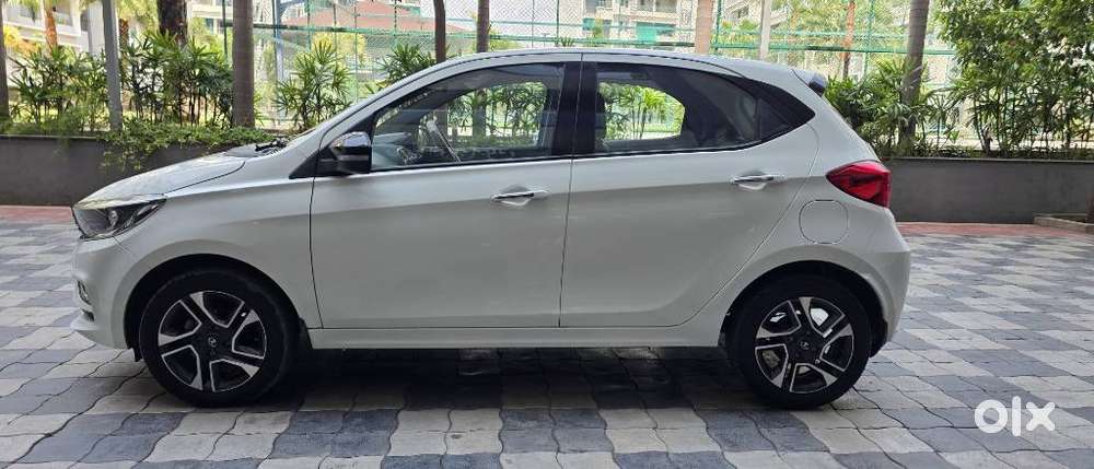 Tata Tiago 1.2 Revotron Xz (o), 2023, Petrol