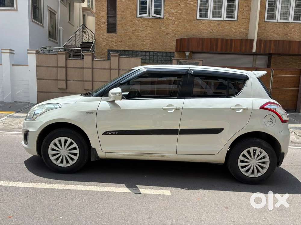 Maruti Suzuki Swift 1.2 Vxi (o), 2017, Petrol