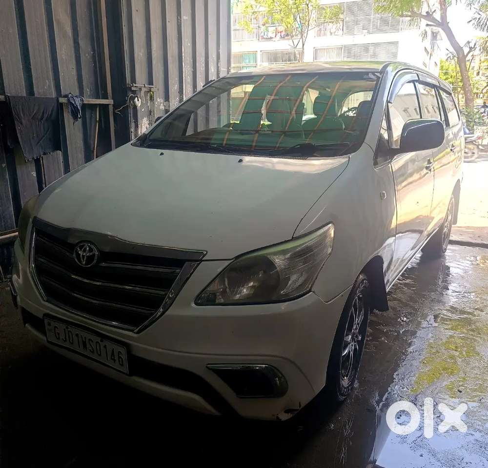 Toyota Innova Hycross 2011 Diesel Good Condition