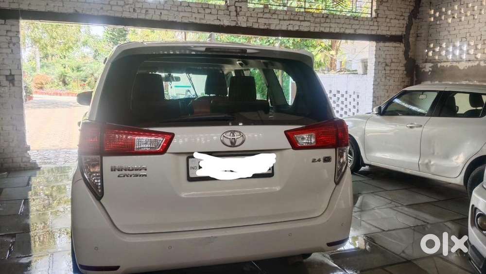Toyota Innova Crysta 2021 Diesel Well Maintained