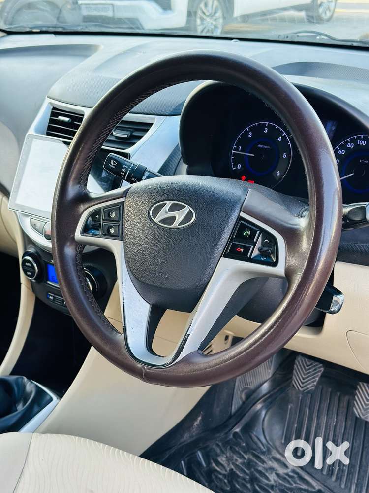 Hyundai Verna, 2012, Diesel