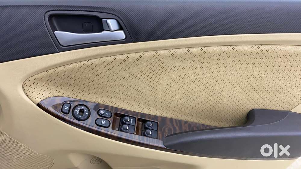 Hyundai Verna [2015-2018] Fluidic 4s 1.6 Vtvt Sx, 2015, Petrol