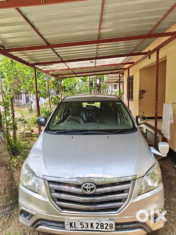 Toyota Innova Diesel 2010 2nd Owner