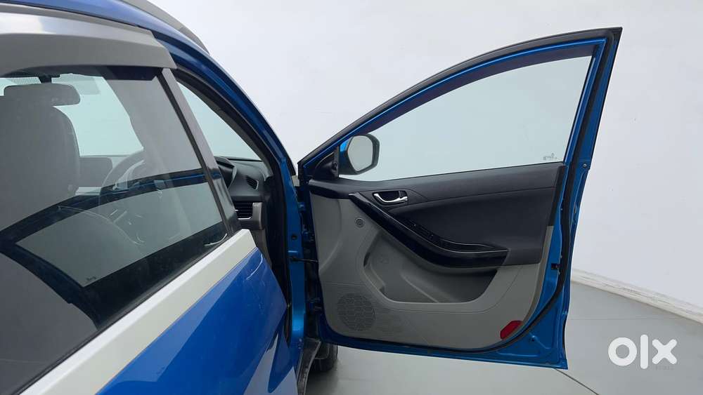 Tata Nexon 1.2 Revotron Xz Plus, 2019, Petrol