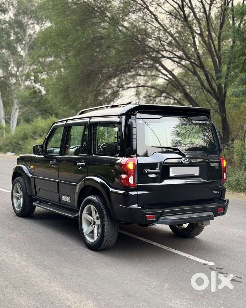 Mahindra Scorpio Classic 2.2 S 11 Mt 7 Str, 2021, Diesel