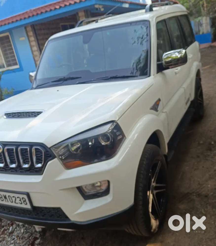 Mahindra Scorpio 2015 Diesel Classic