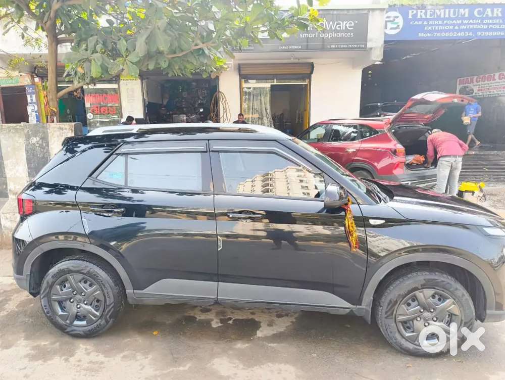 Hyundai Venue 1.2 Petrol 2024 Manual