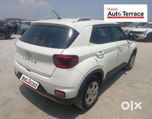 Hyundai Venue 1.0 S (o) Turbo Dct, 2021, Petrol