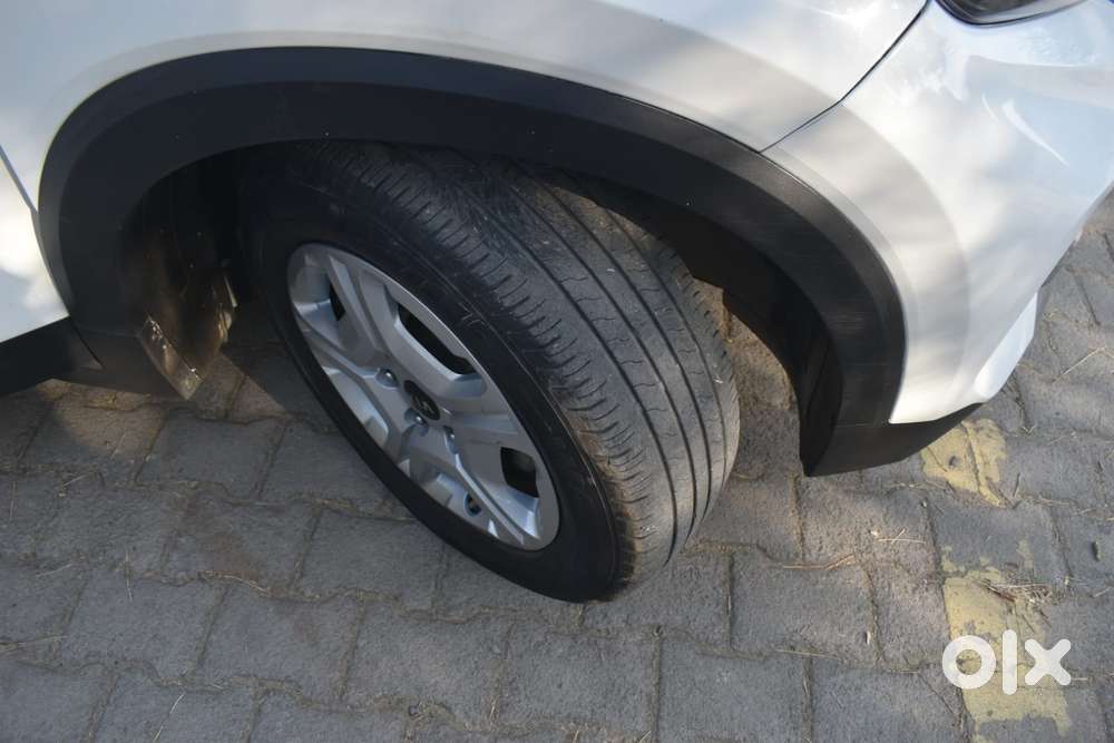 Kia Sonet Htk Plus Turbo Dct, 2020, Petrol