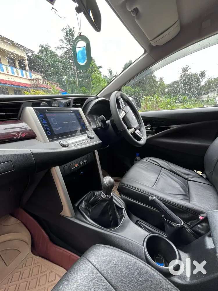 Toyota Innova Crysta V 2017 Diesel Manual &ndash; Well Maintained 7 Seate